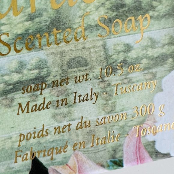 LA SAPONERIA "Gardenia" Italian Scented Soap Gift Box NWOT - Picture 3 of 5